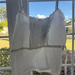 Brandy Melville top NWT